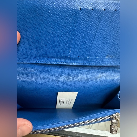 LOUIS VUITTON Damier Graphite Blue Vasco Zippy Wallet - Picture 8 of 9